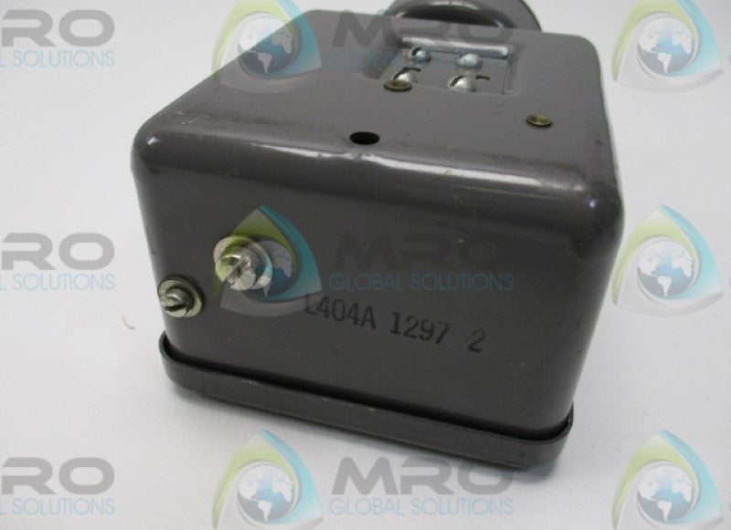 HONEYWELL L404 PRESSURE SWITCH  NSNP