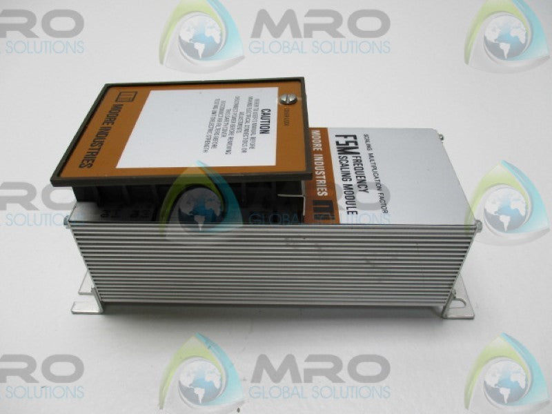 MOORE FSM/0-35KHZ/0-35KHZ/117AC-II[AB] FREQUENCY SCALING MODULE  UNMP