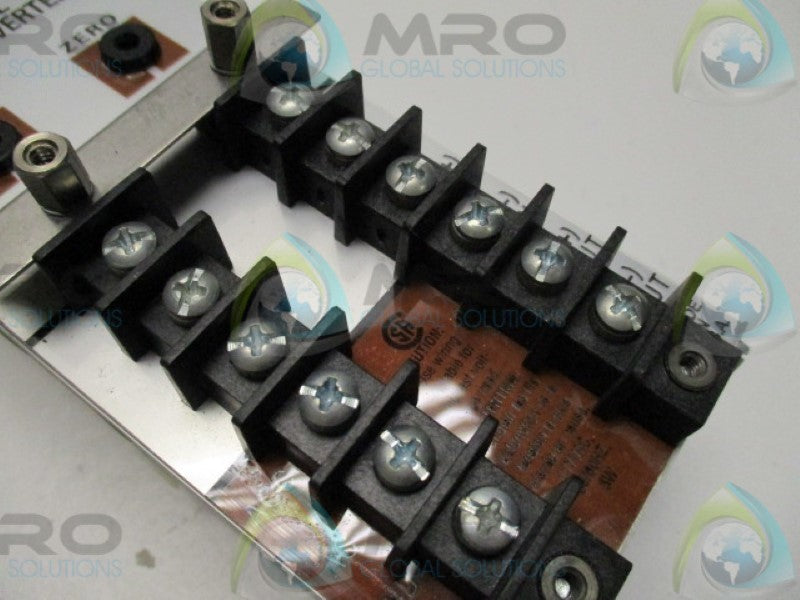 MOORE SCT/4-20MA/4-20MA/117VAC[UB] SIGNAL CONVERTER  UNMP