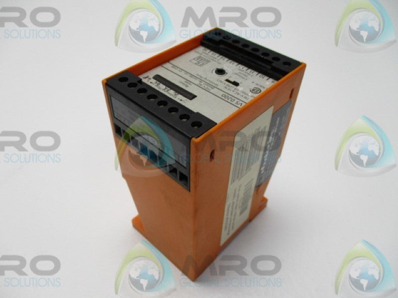 IFM EFECTOR VS0200 CONTROLLER 110VAC (AS PICTURED)  UNMP