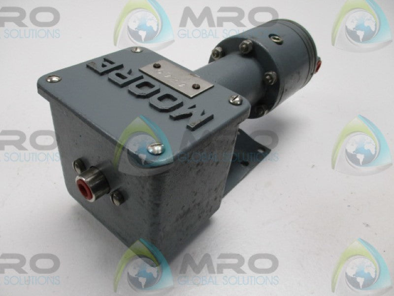 MOORE 173S PNEUMATIC PRESSURE TRANSMITTER 0-40PSI  NSNP