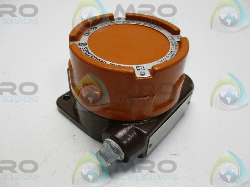 MOORE MVX/5-10MVFS/4-20MA/12-42DC/-LSA 2LSP TRANSMITTER  UNMP