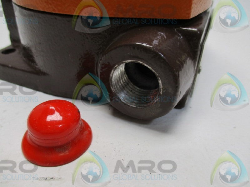 MOORE TIY/K2-10000-20000F/4-20MA/12-42DC TRANSMITTER  NSNP