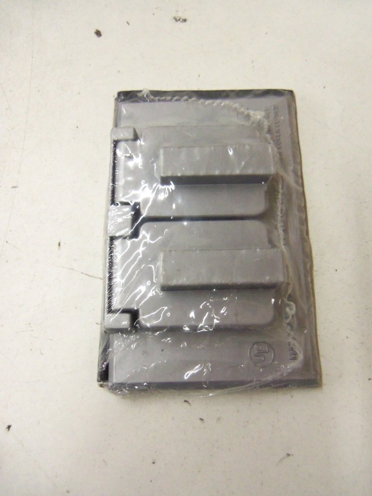 MULBERRY 30501 SELF CLOSING DUPLEX COVER * NEW IN ORIGINAL PACKAGE *