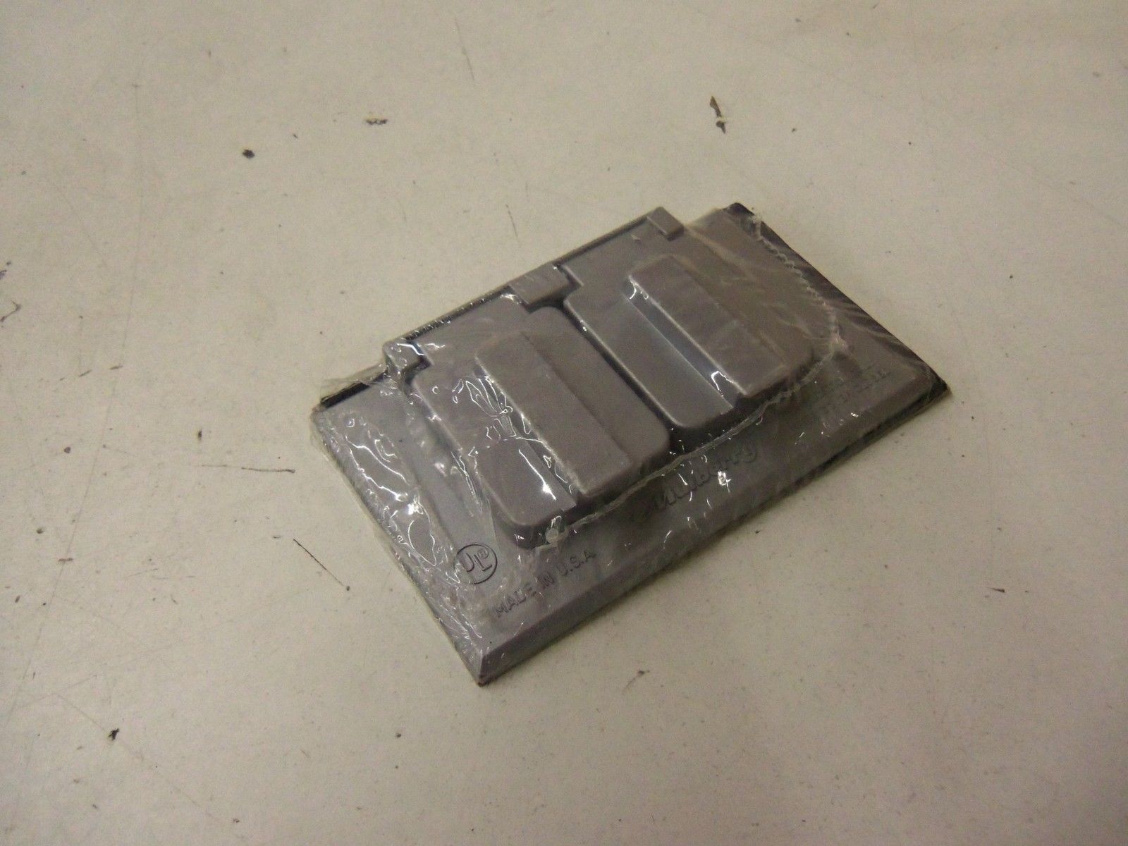MULBERRY 30501 SELF CLOSING DUPLEX COVER * NEW IN ORIGINAL PACKAGE *