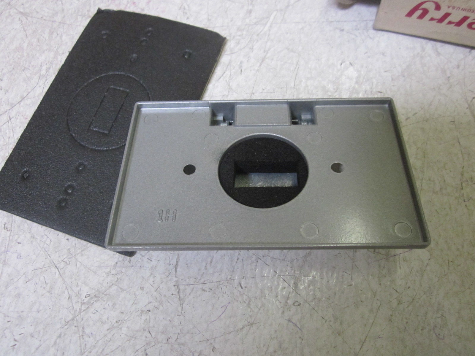 MULBERRY METAL PRODUCTS 30505 SINGLE RECEP. COVER NSMP