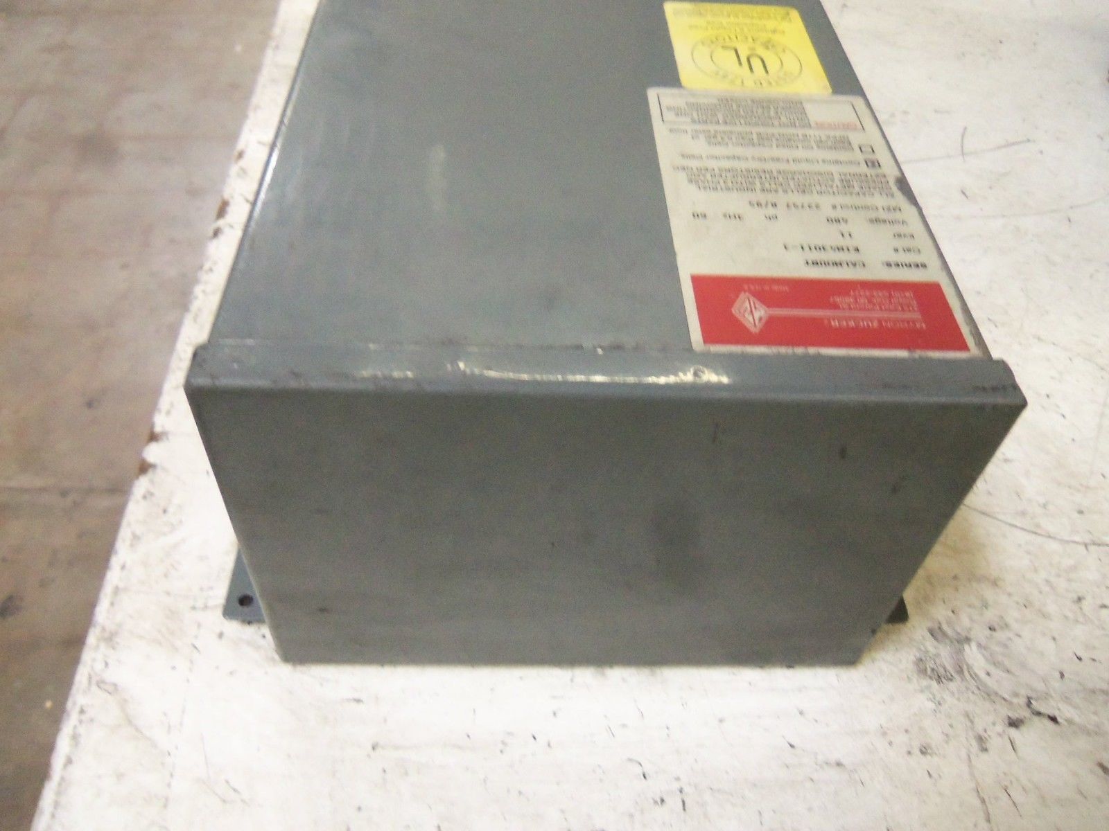 MYRON ZUCKER KIM43011-3 POWER CAPACITOR UNMP