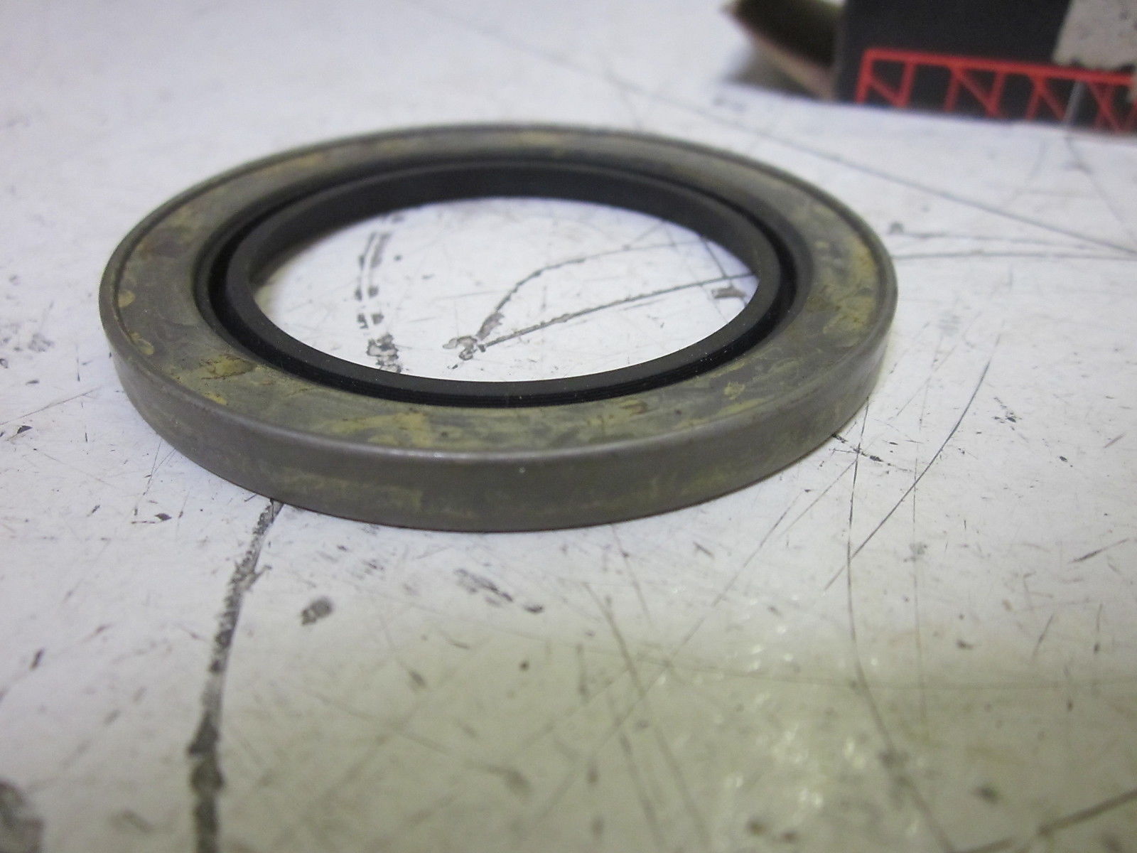 NATIONAL 42421S OIL SEAL  NSMP