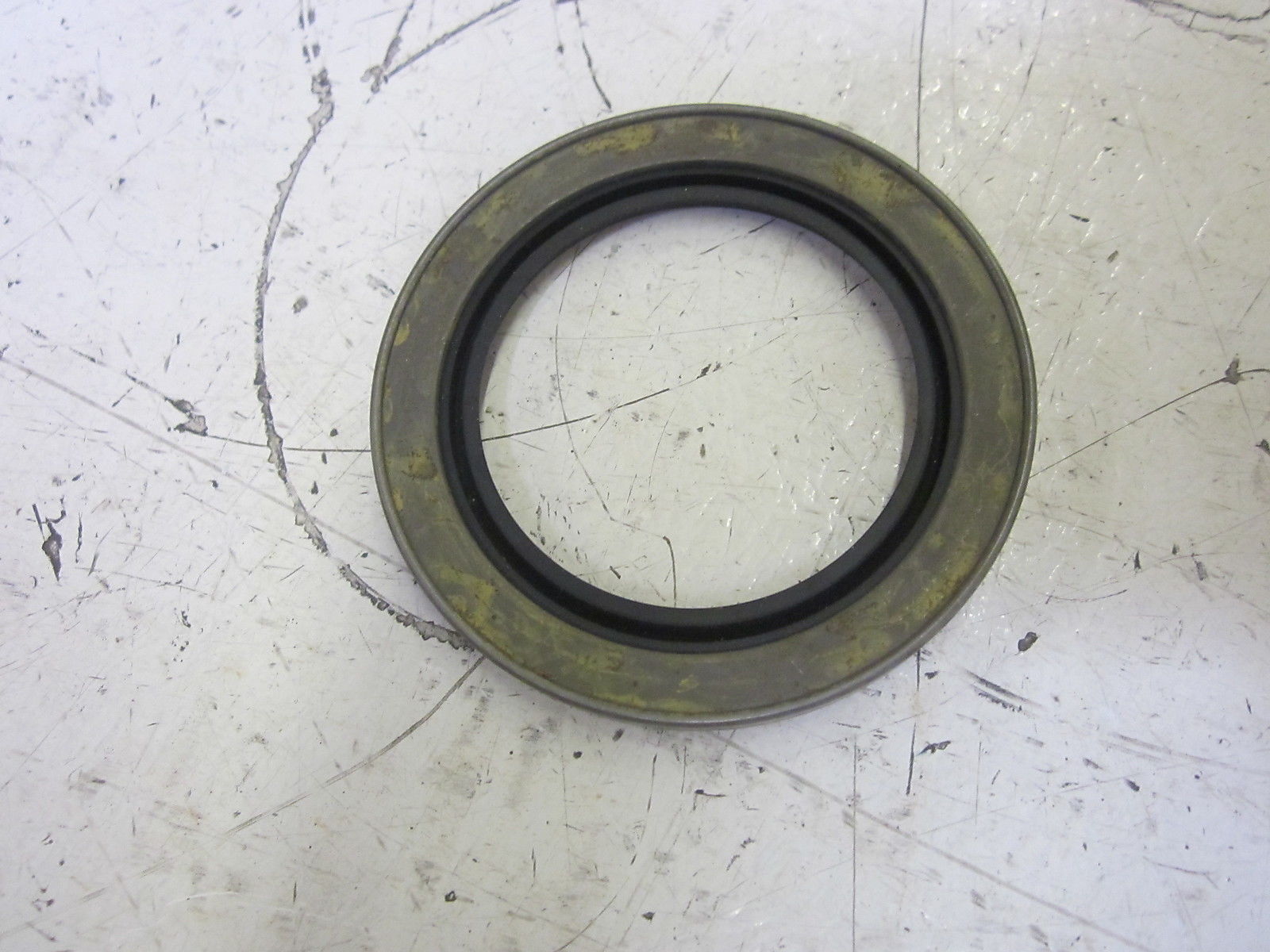 NATIONAL 42421S OIL SEAL  NSMP