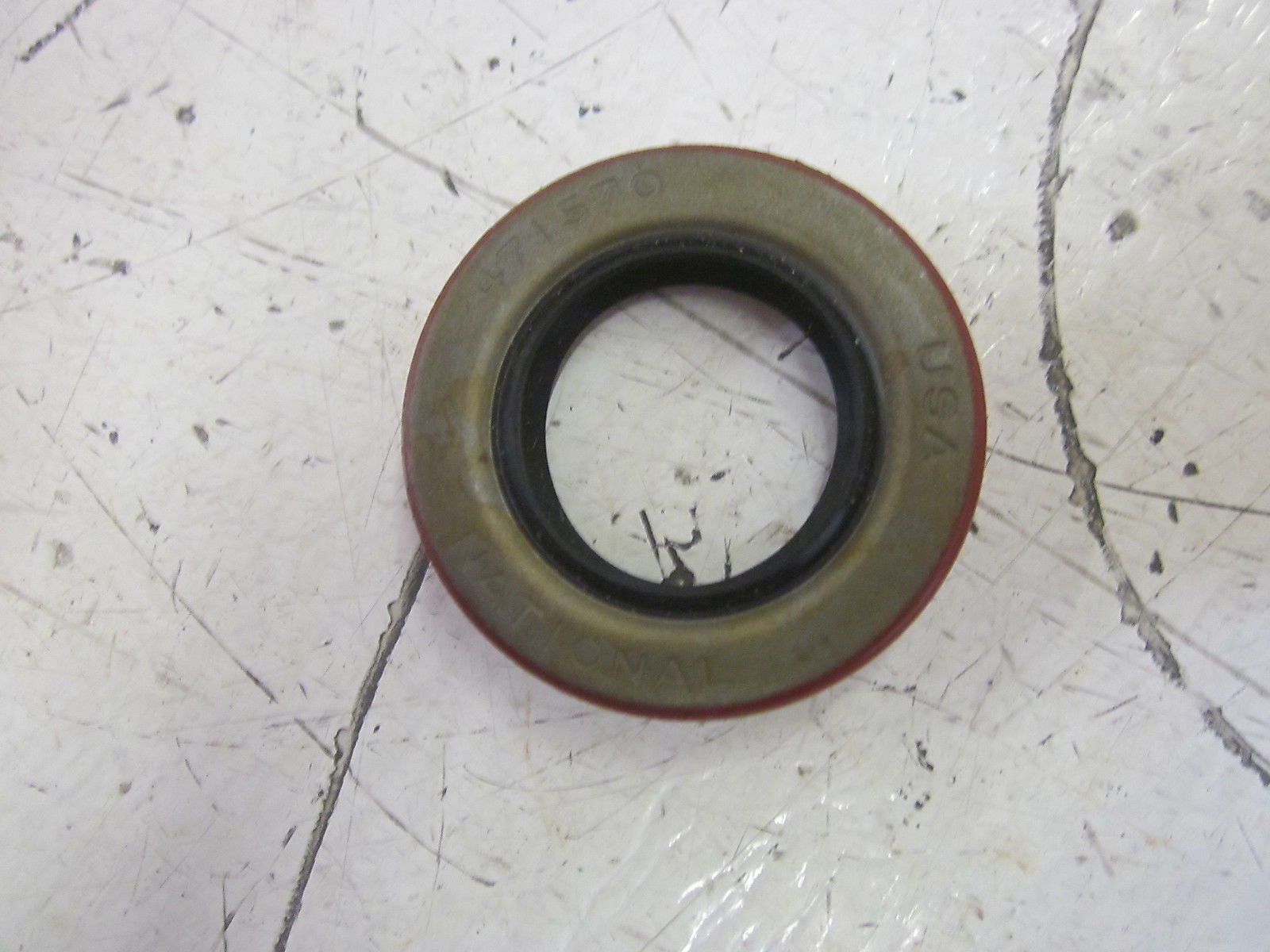NATIONAL 471570 OIL SEAL 0.875X1.499X0.250 NSMP