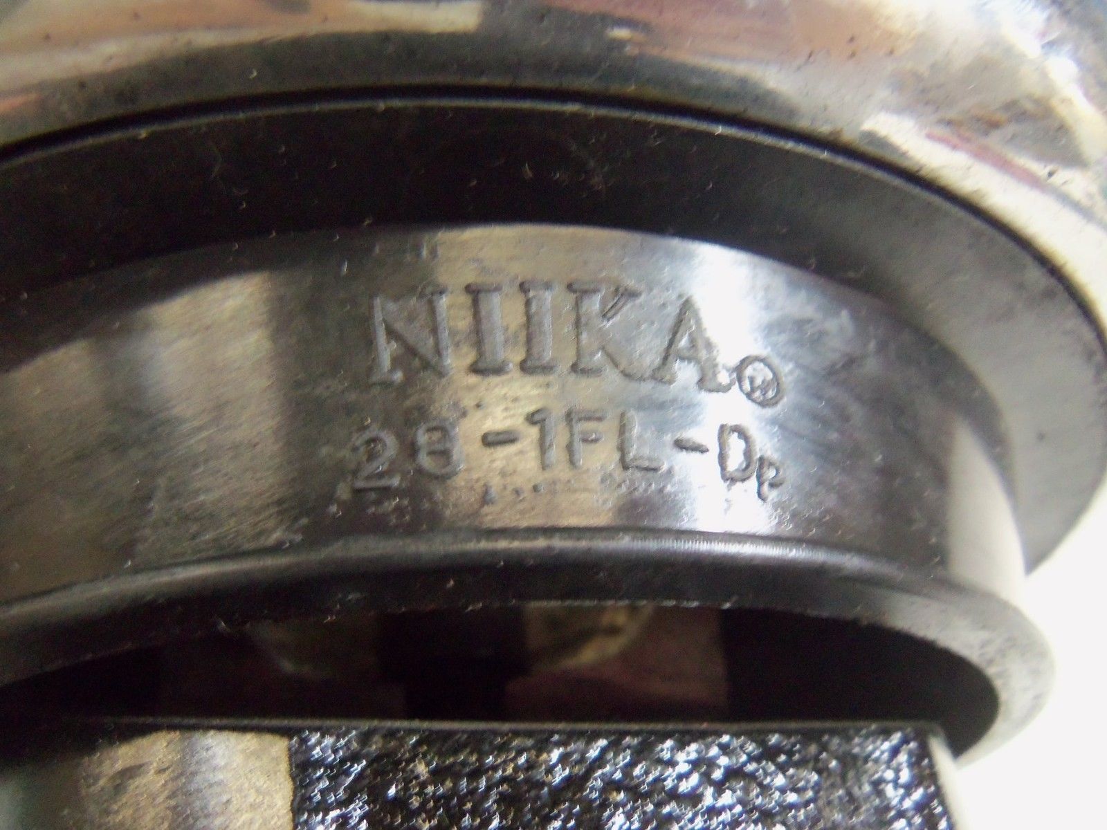 NIKA 28-1FL-DP UNMP
