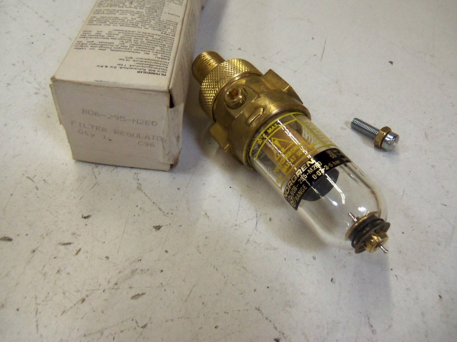 NORGREN B06-295-M2ED REGULATOR *NEW IN BOX*