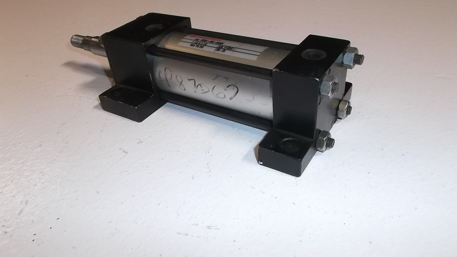 NORGREN CYLINDER CC02J-B09-DAA90 UNMP