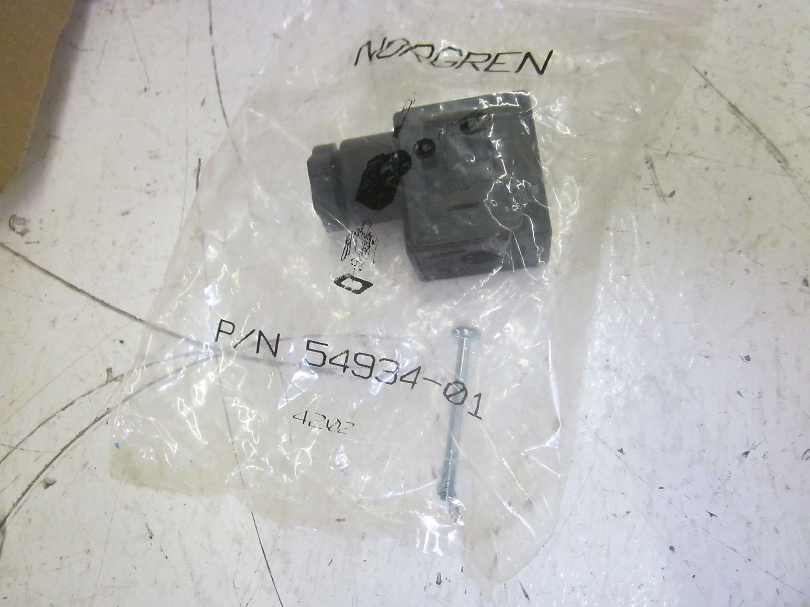 NORGREN E1025B-CE POPPET VALVE NSMP