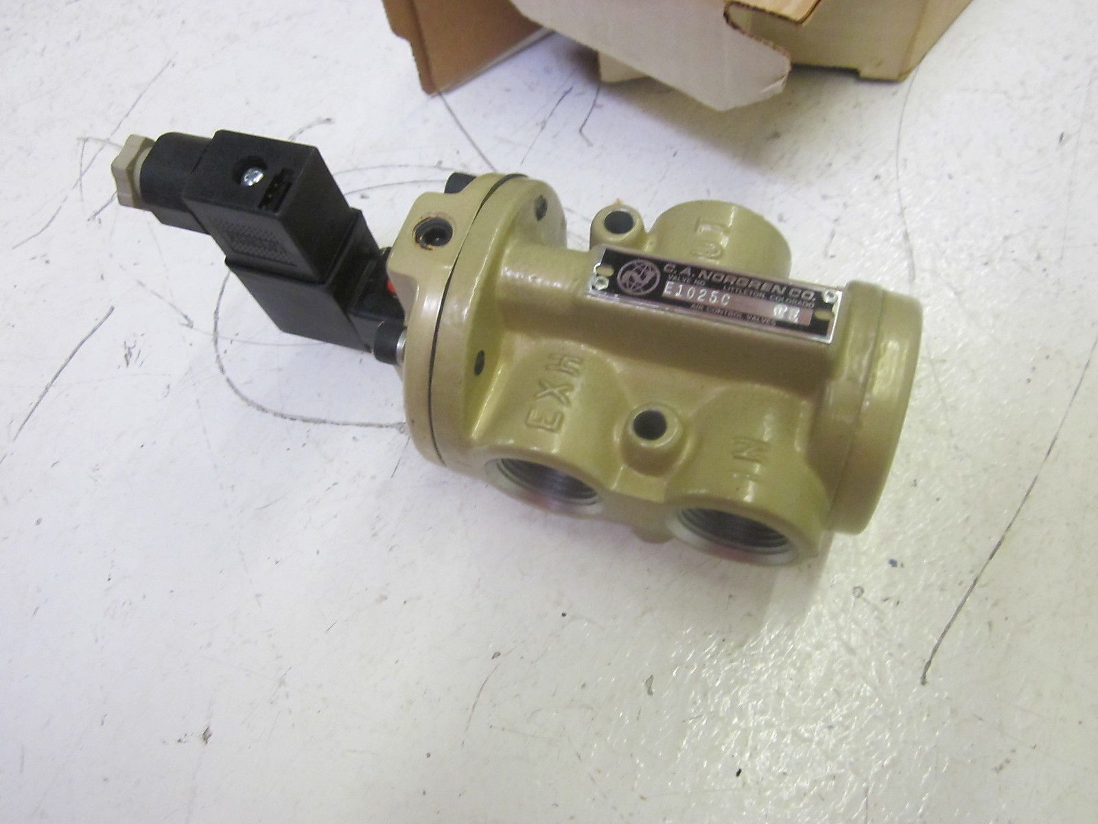 NORGREN E1025C-CE POPPET VALVE UNMP