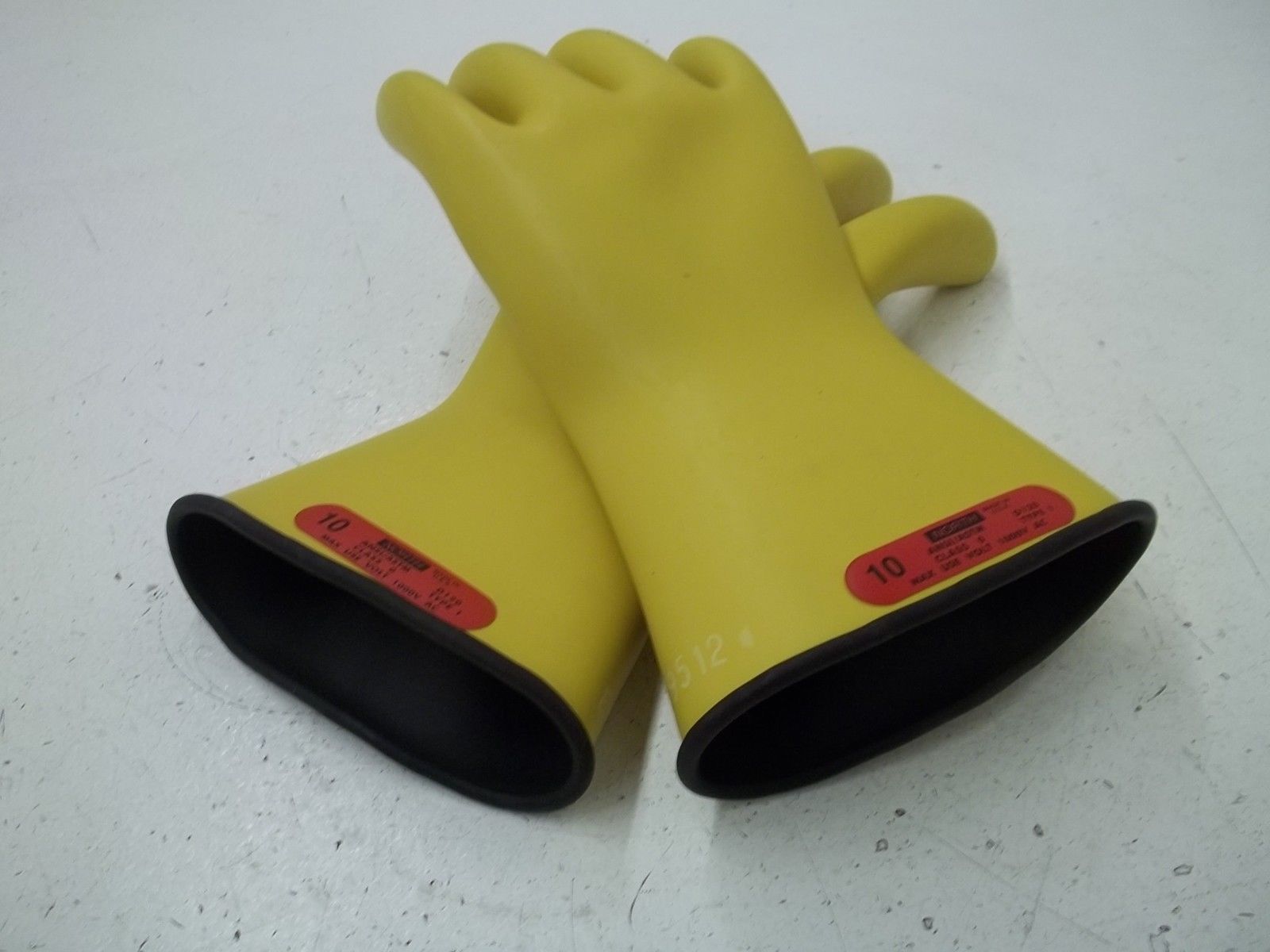 NORTH E010BY SIZE 10 SAFETY GLOVES NSMP