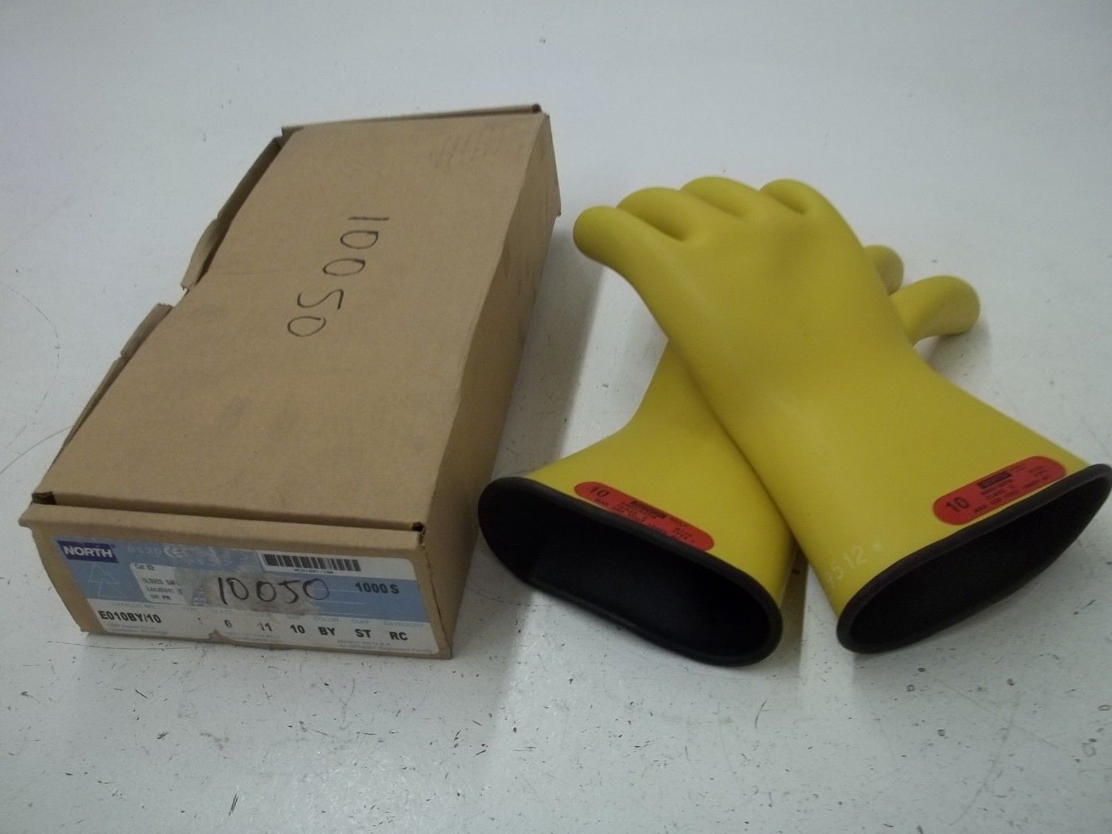 NORTH E010BY SIZE 10 SAFETY GLOVES NSMP