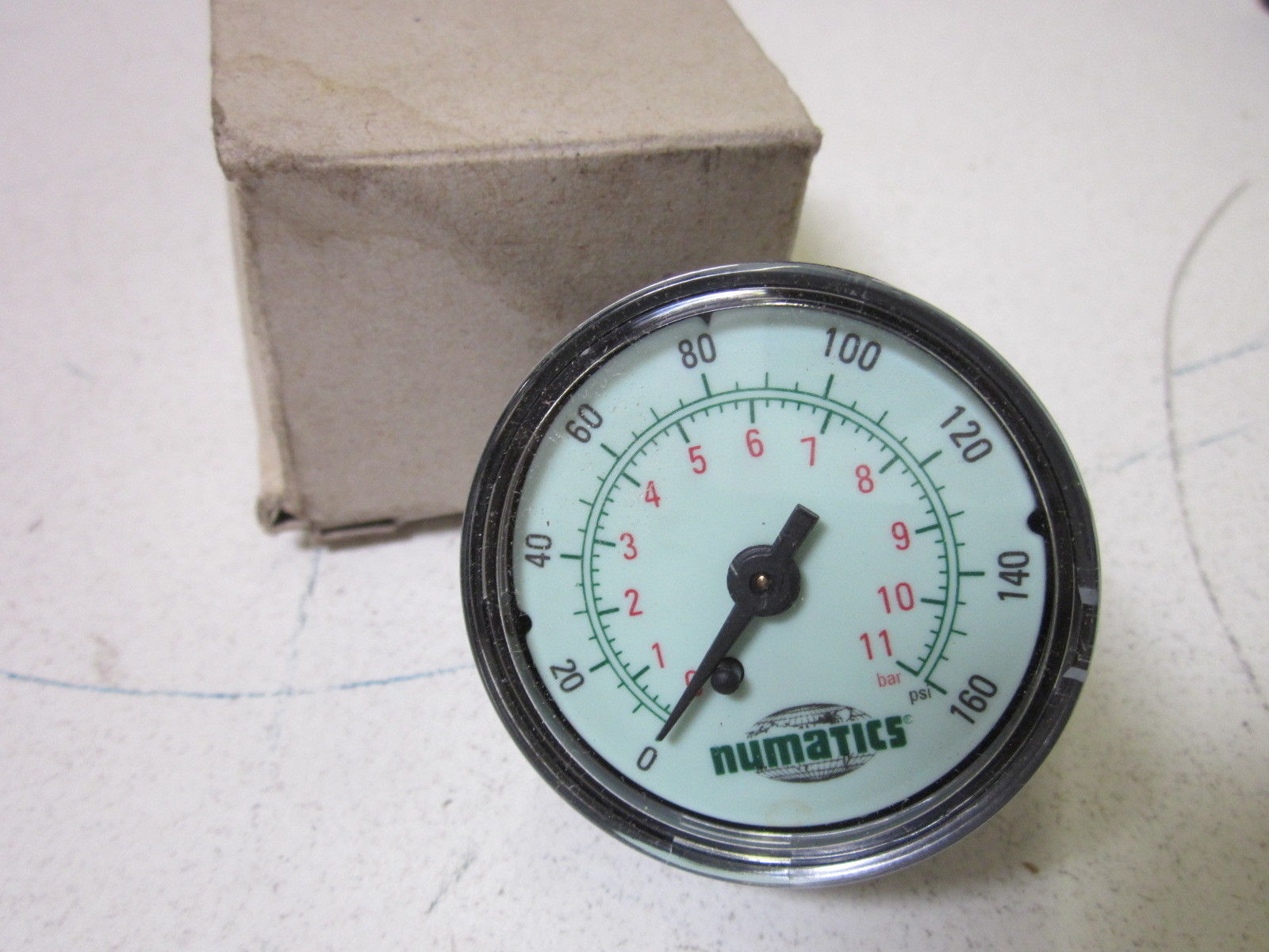 NUMATICS PRESSURE GAUGE 0-160 214-188 *NEW IN BOX*