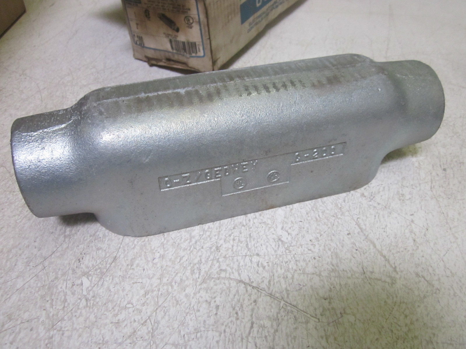 O-Z / GEDNEY 2"   C-200 CONDUIT BODY TYPE C NSMP