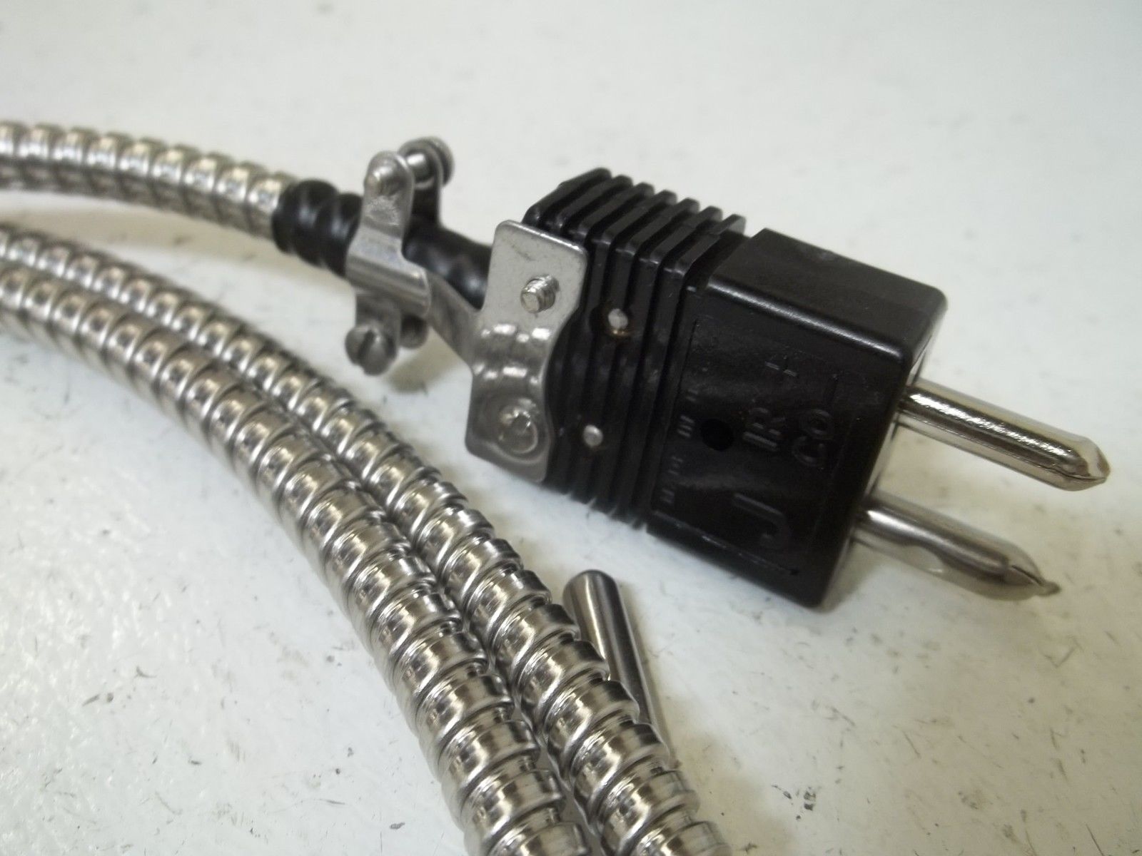 OMEGA BT-090-J-5 1/2-60-2 TEMPERATURE PROBE NSMP
