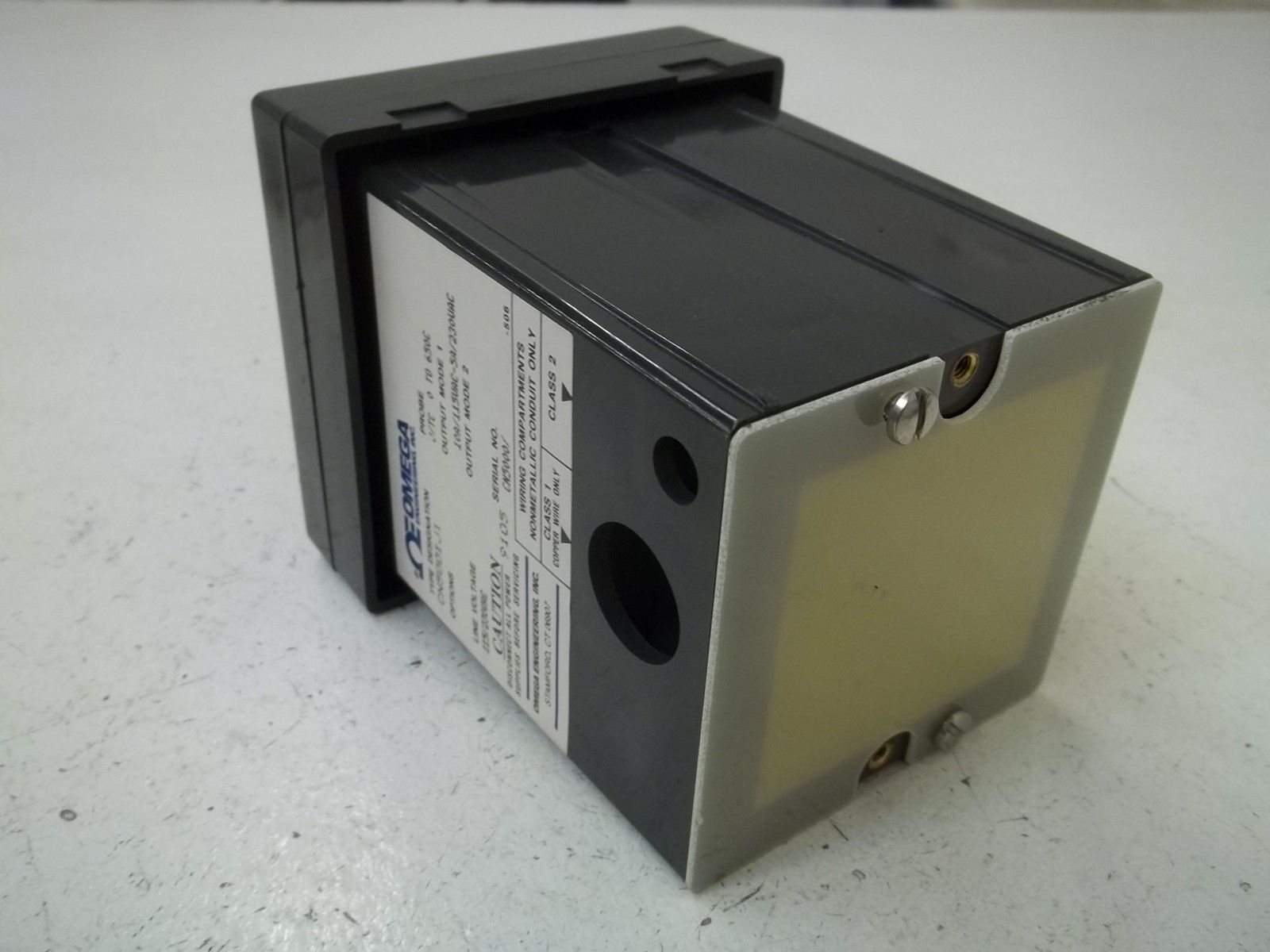 OMEGA CN5001J1 TEMPERATURE CONTROLLER UNMP