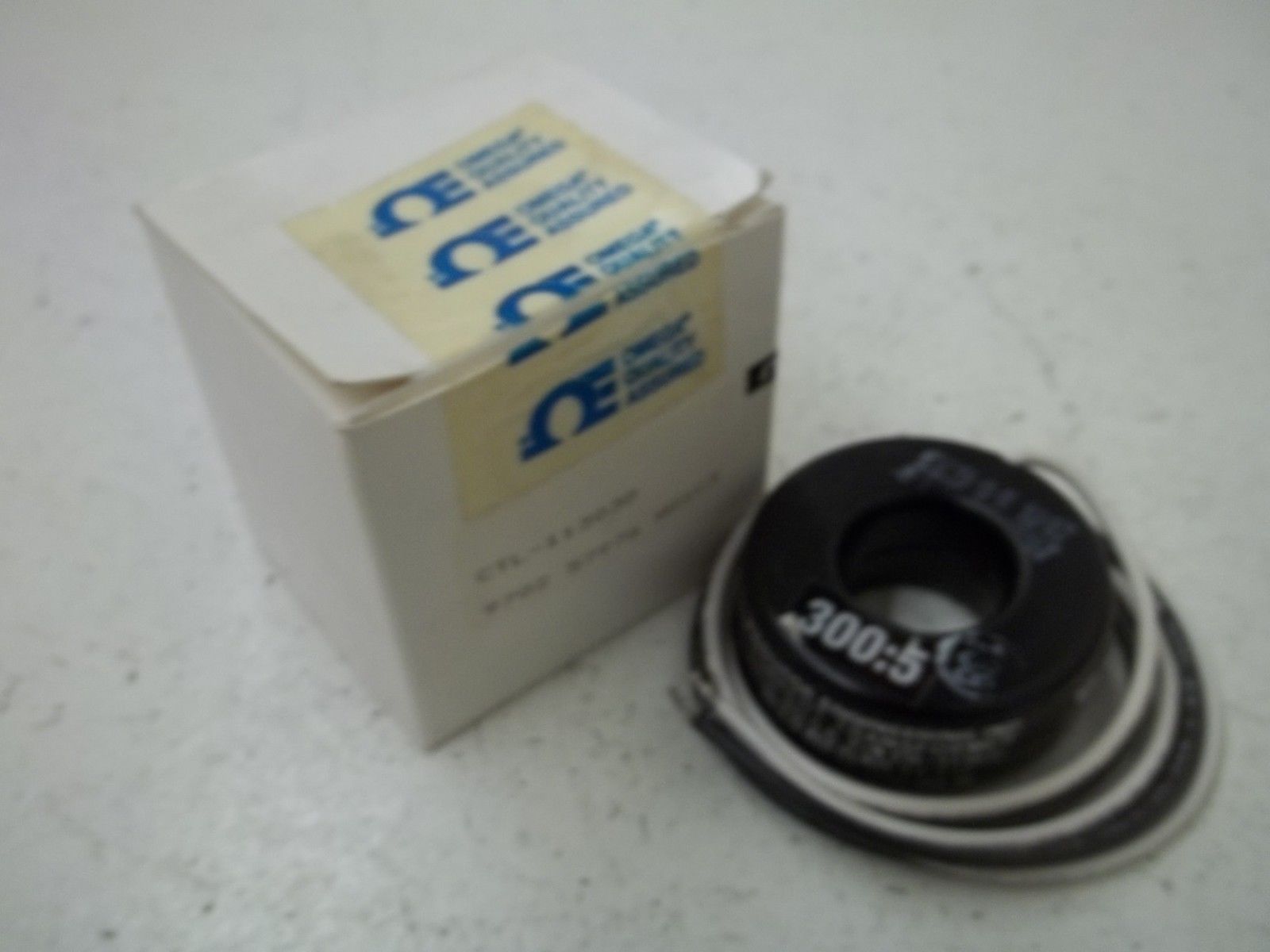 OMEGA CTL-113030 CURRENT TRANSFORMER UNMP