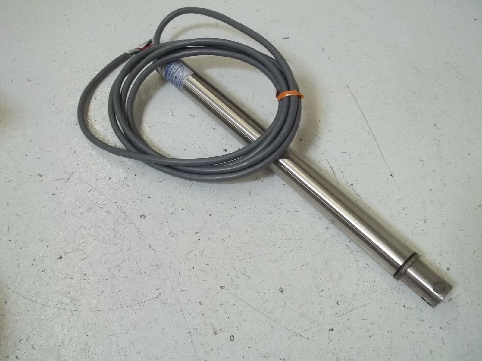 OMEGA HX94ACW TEMPERATURE TRANSMITTER NSMP