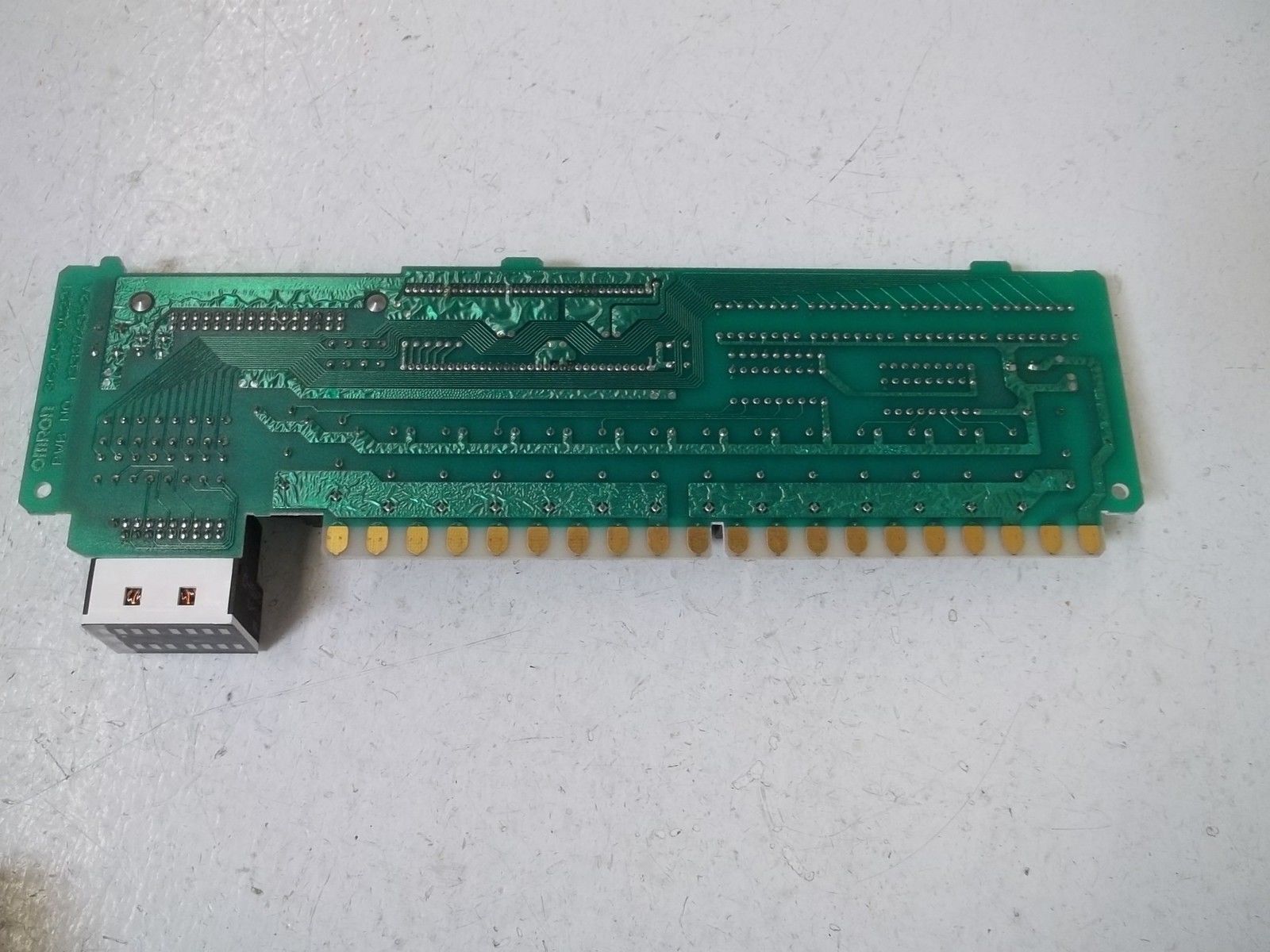 OMRON C120-OC221 RELAY OUTPUT MODULE UNMP