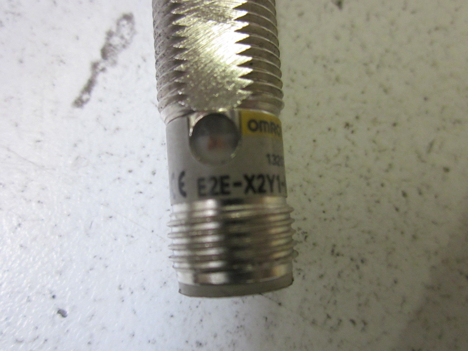OMRON E2E-X2Y1-M1 UNMP