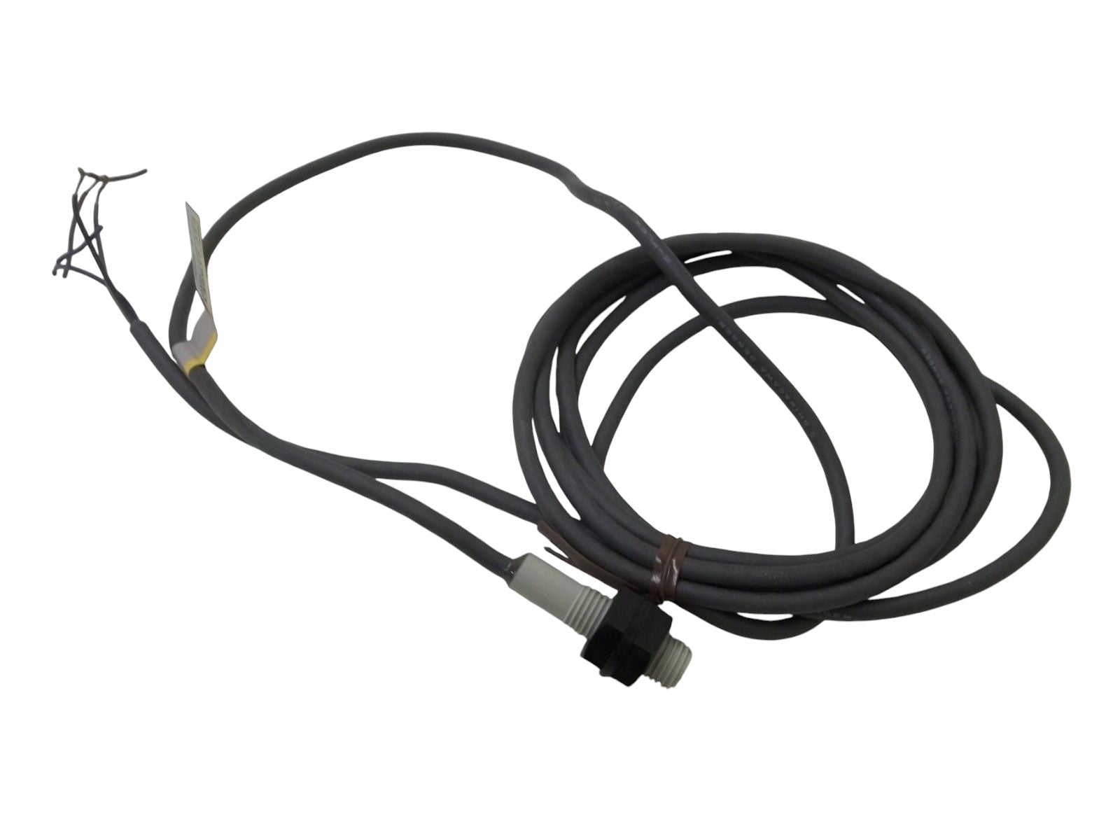 OMRON E2F-X1R5E1 PROXIMITY SWITCH UNMP