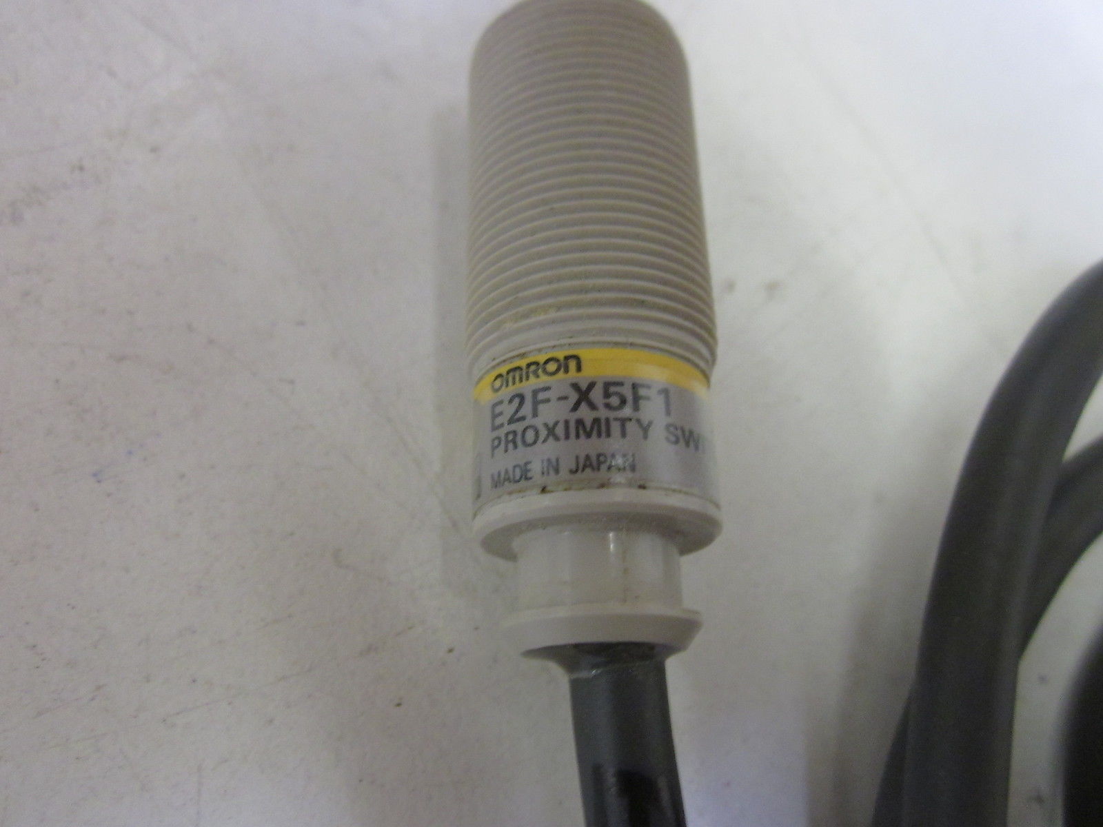 OMRON E2F-X5F1 UNMP