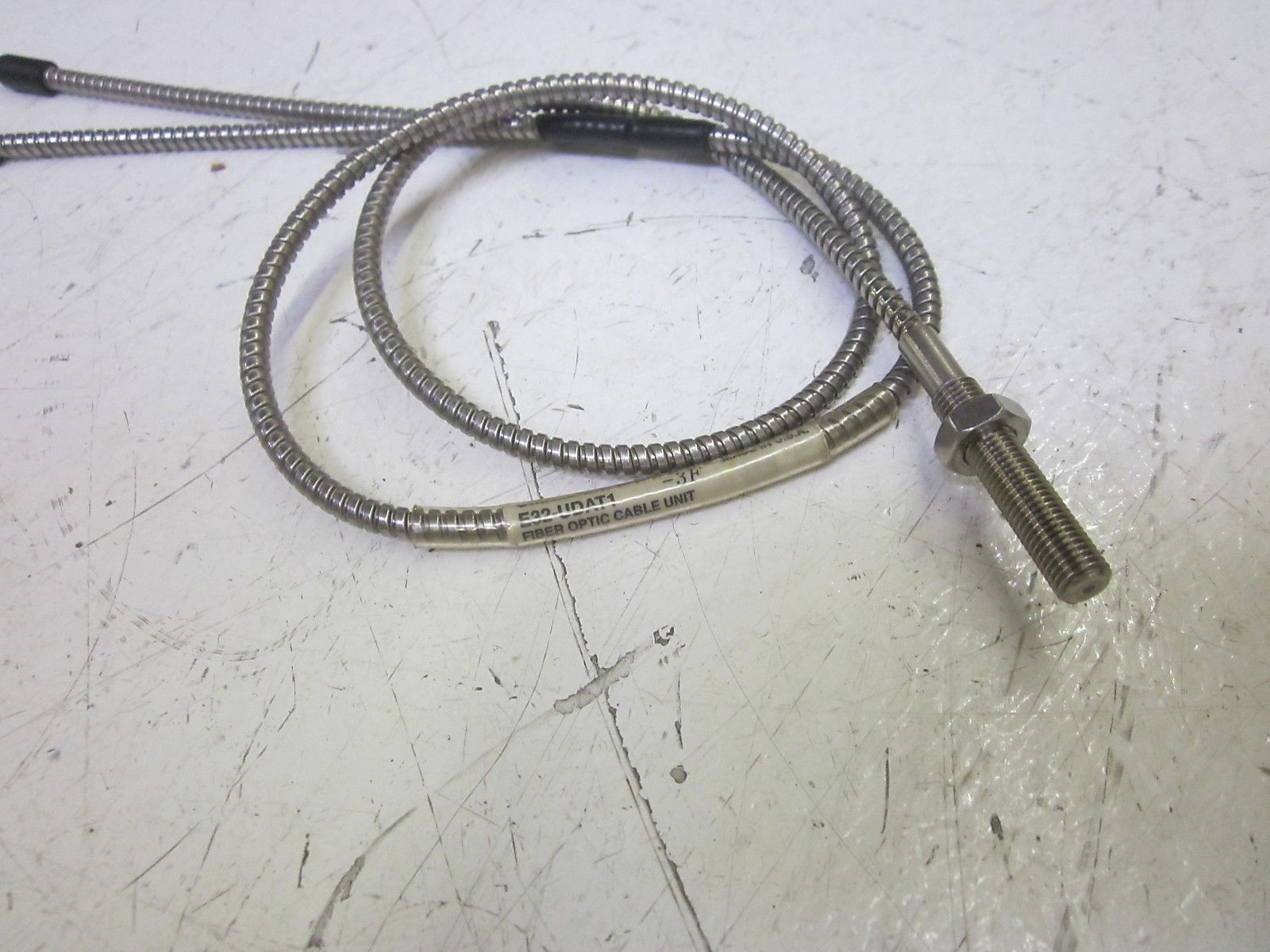OMRON E32-UDAT1-3F FIBER OPTIC CABLE UNIT  UNMP