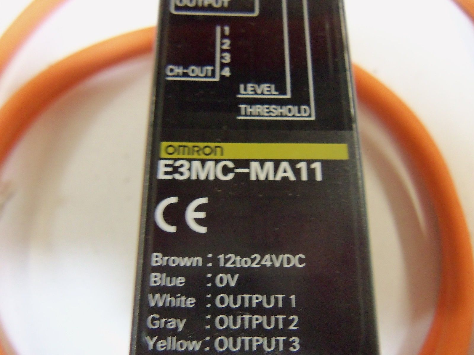 OMRON E3MC-MA11 PHOTOELECTRIC SWITCH NSMP