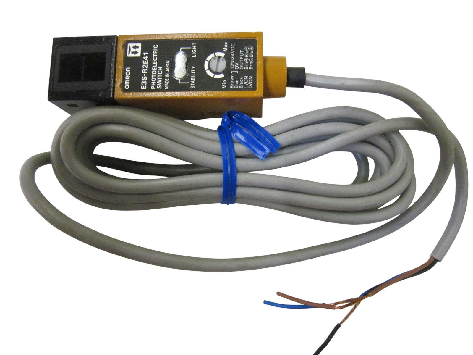 OMRON E3S-R2E44 UNMP