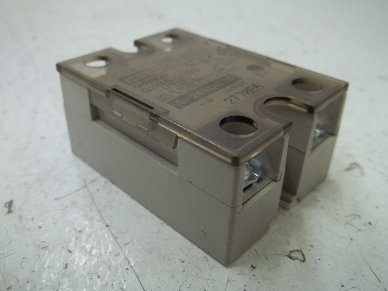 OMRON G3NA-210B-UTU SOLID STATE RELAY 5-24VDC *USED*