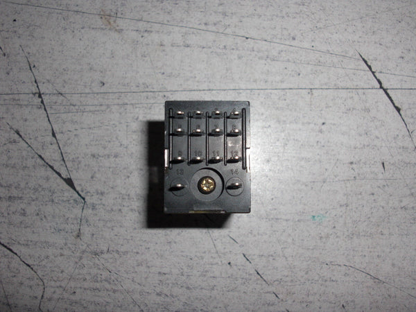 OMRON MY4 RELAY 12VDC  UNMP