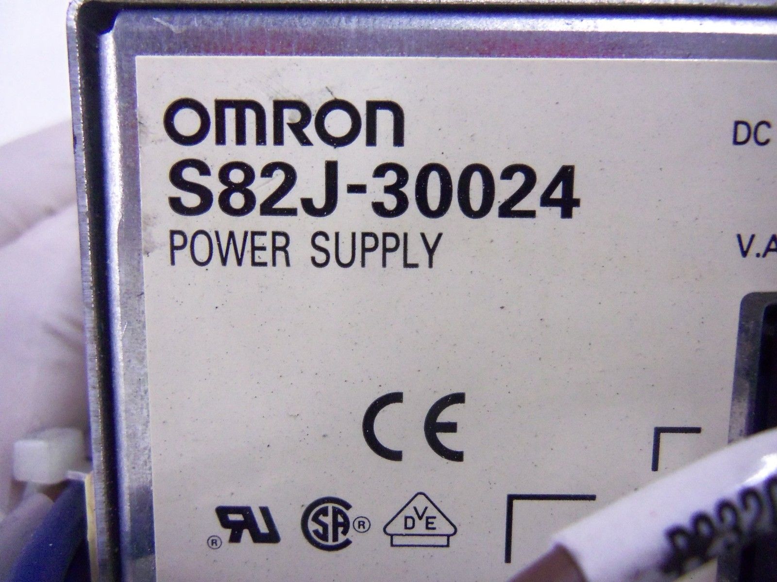 OMRON S82J-30024 UNMP