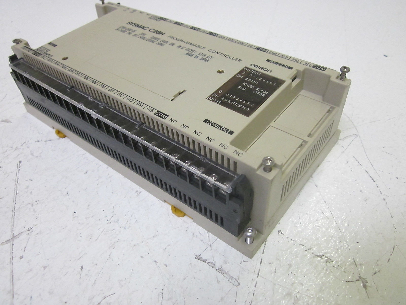 OMRON SYSMAC C28H-C6DR-DE PROGRAMMABLE CONTROLLER 24VDC UNMP
