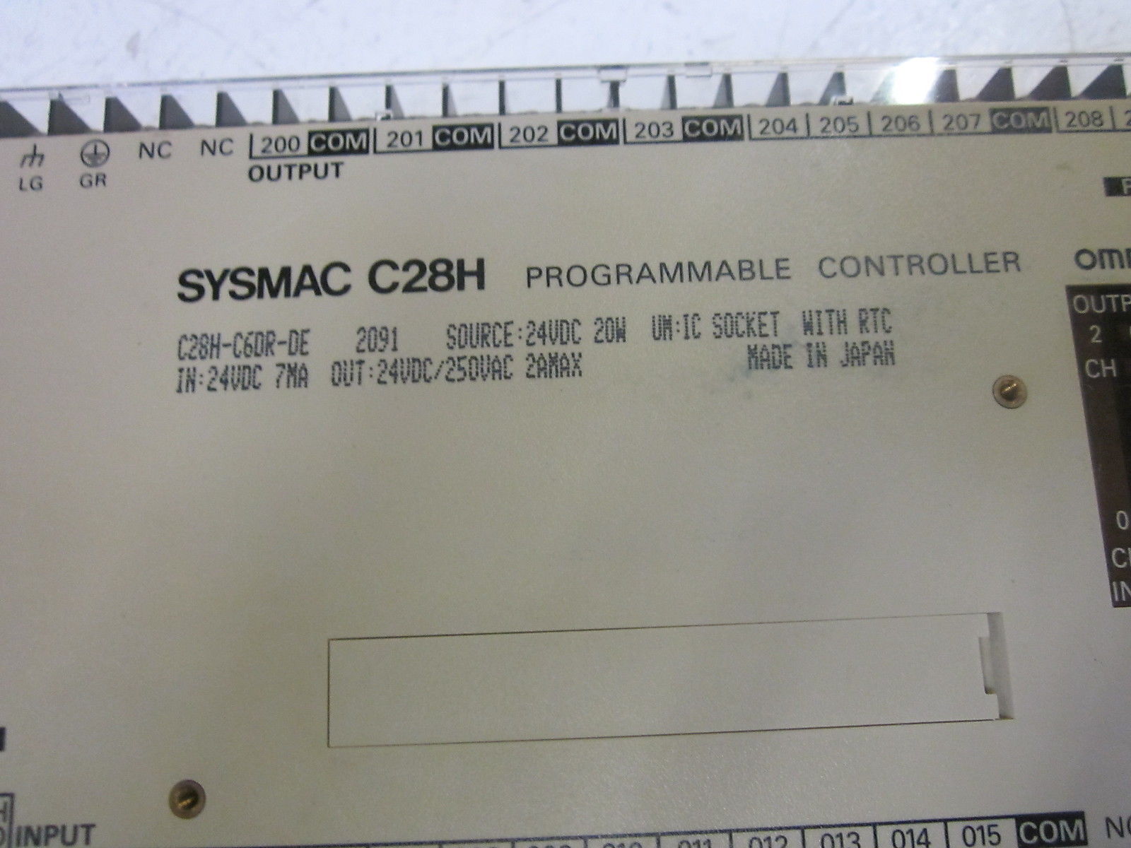 OMRON SYSMAC C28H-C6DR-DE PROGRAMMABLE CONTROLLER 24VDC UNMP