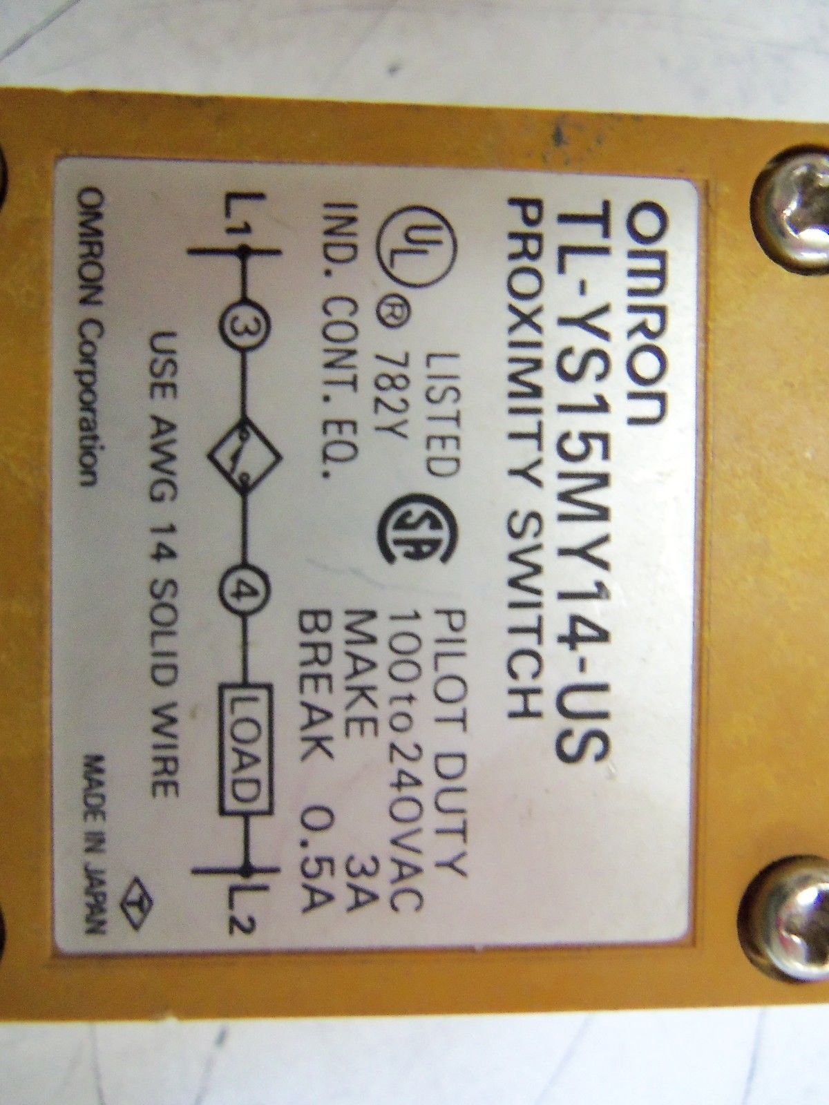 OMRON TL-YS15MY14-US UNMP