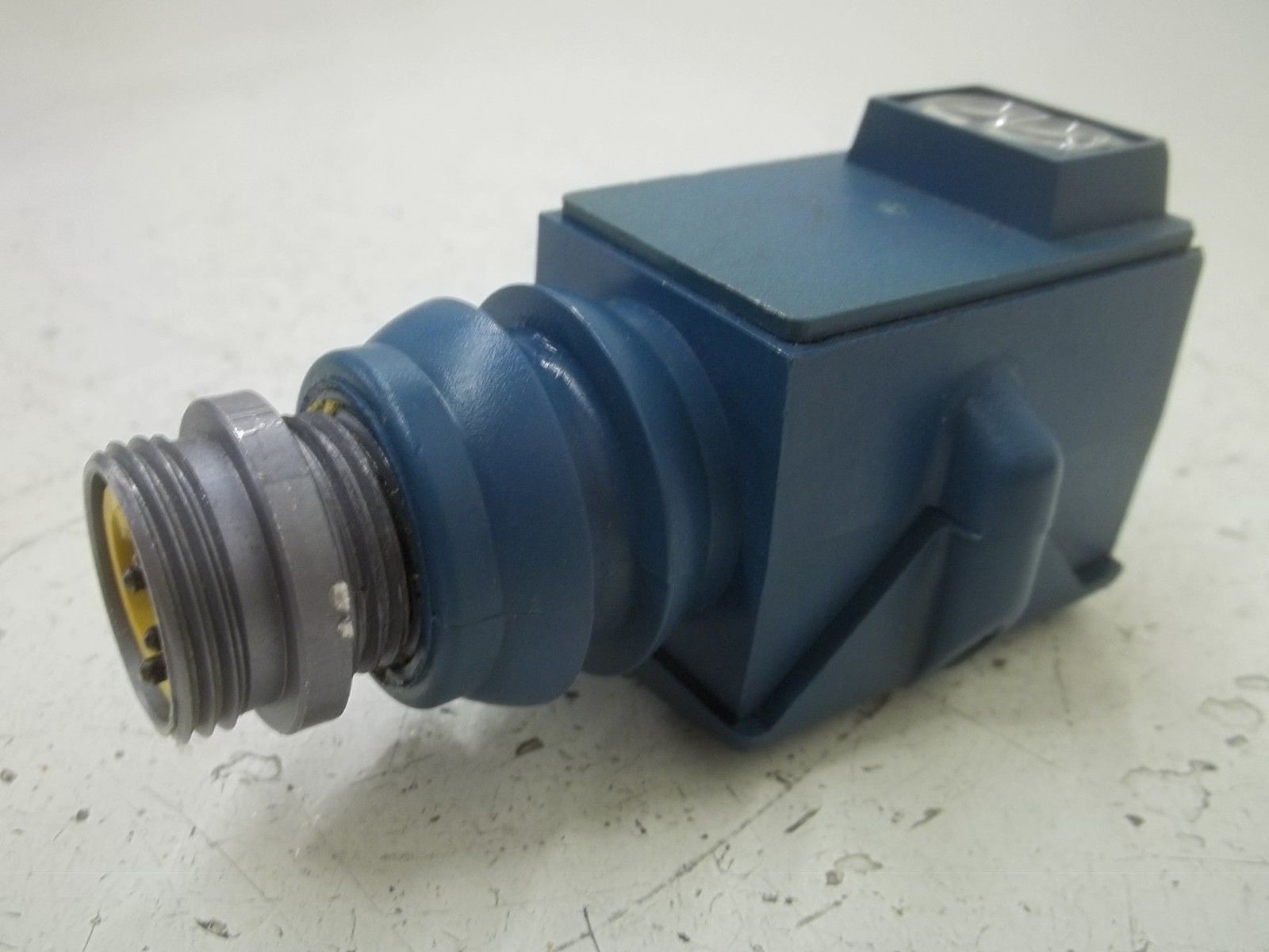 OPCON 1450B-6501 PHOTOELECTRIC REFLEX SENSOR UNMP