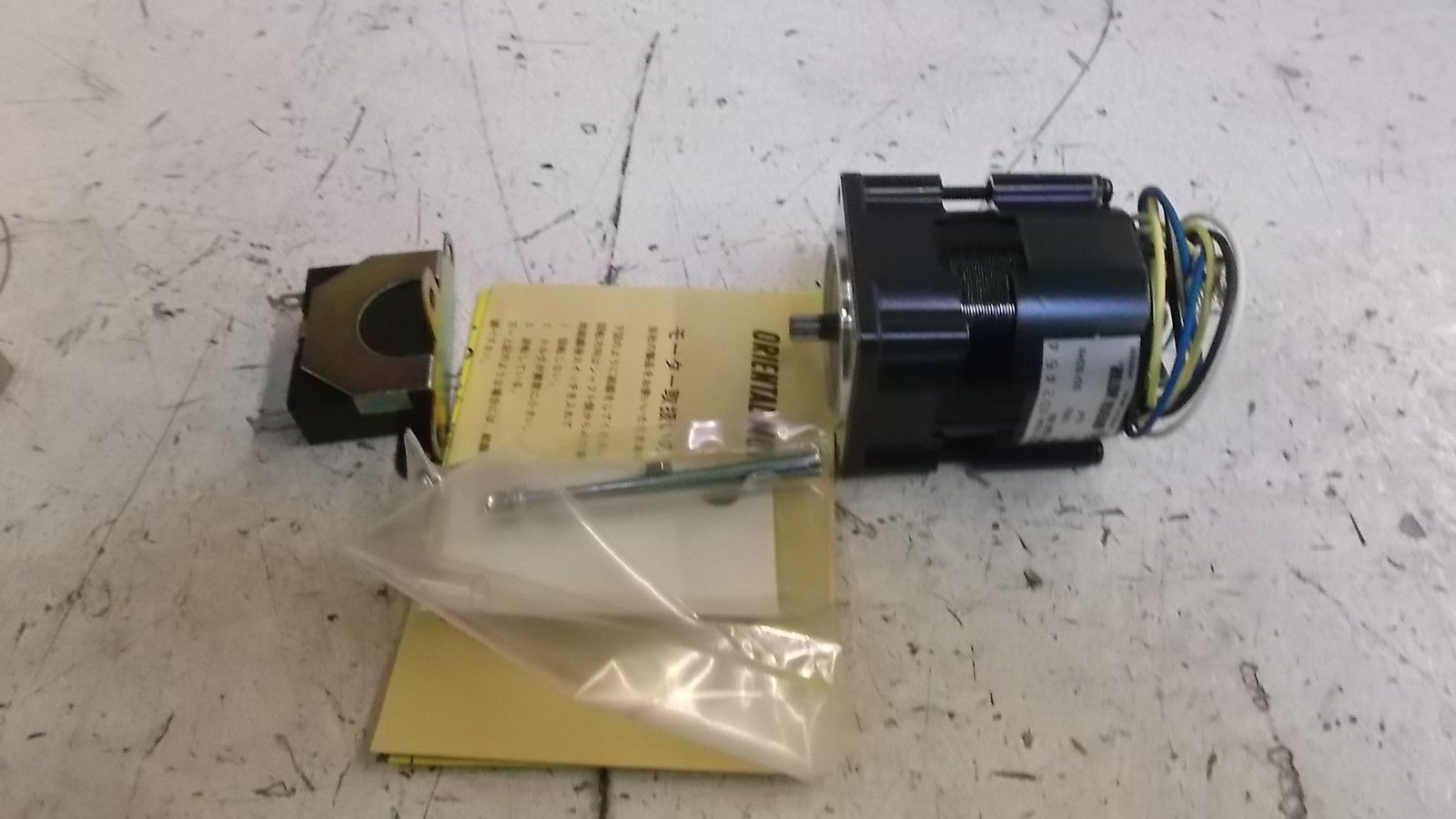 ORIENTAL MOTOR 0IK1GK-B3 INDUCTION MOTOR NSMP
