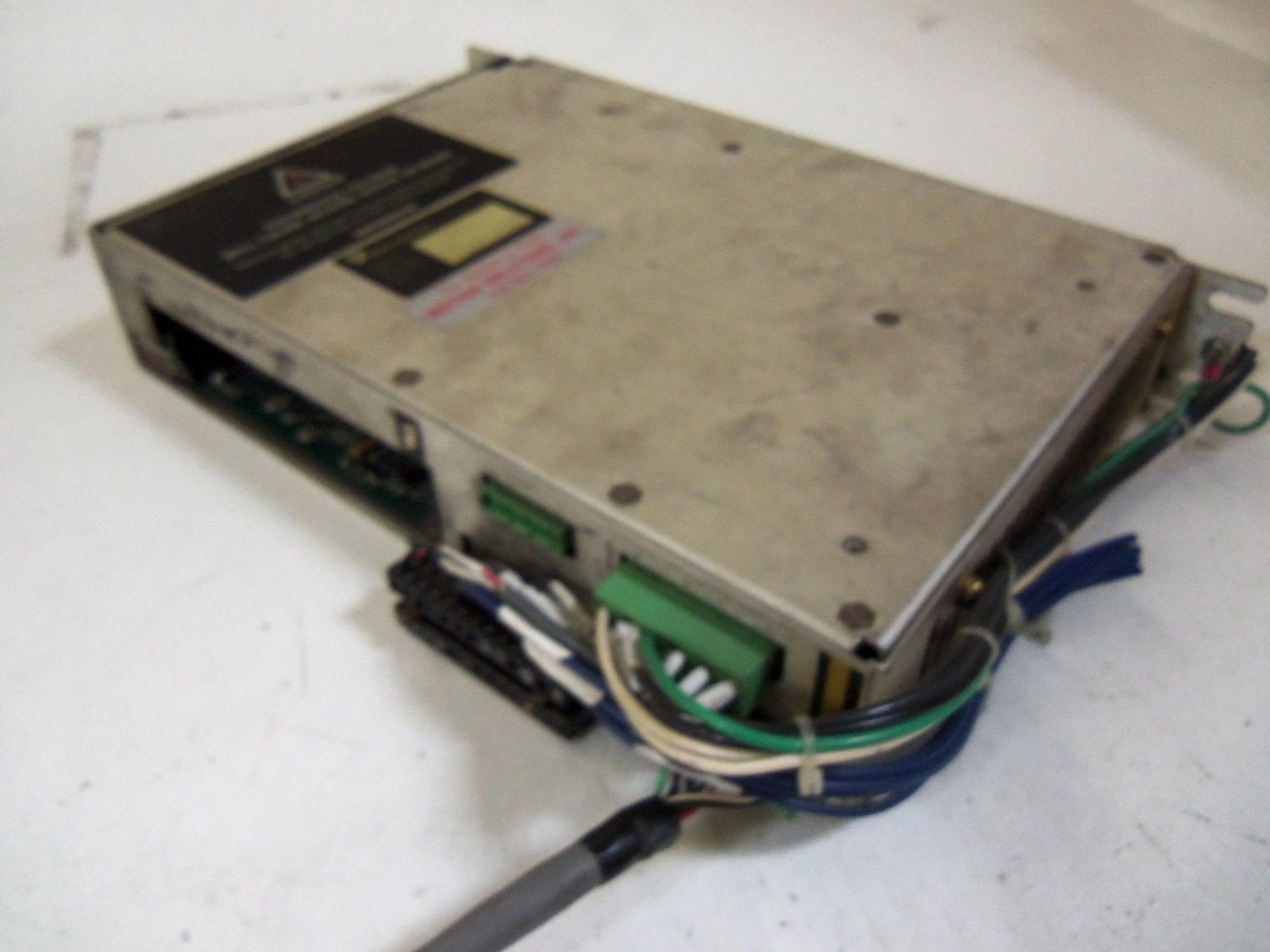 PACIFIC SCIENTIFIC SC902-001-01 SERVO DRIVE (AS PICTURED) *USED*