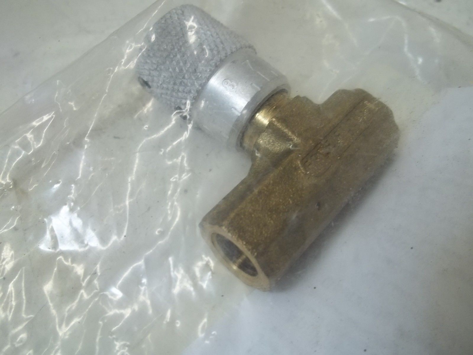 PARKER 003371000 FLOW CONTROL VALVE *NEW IN A FACTORY BAG*