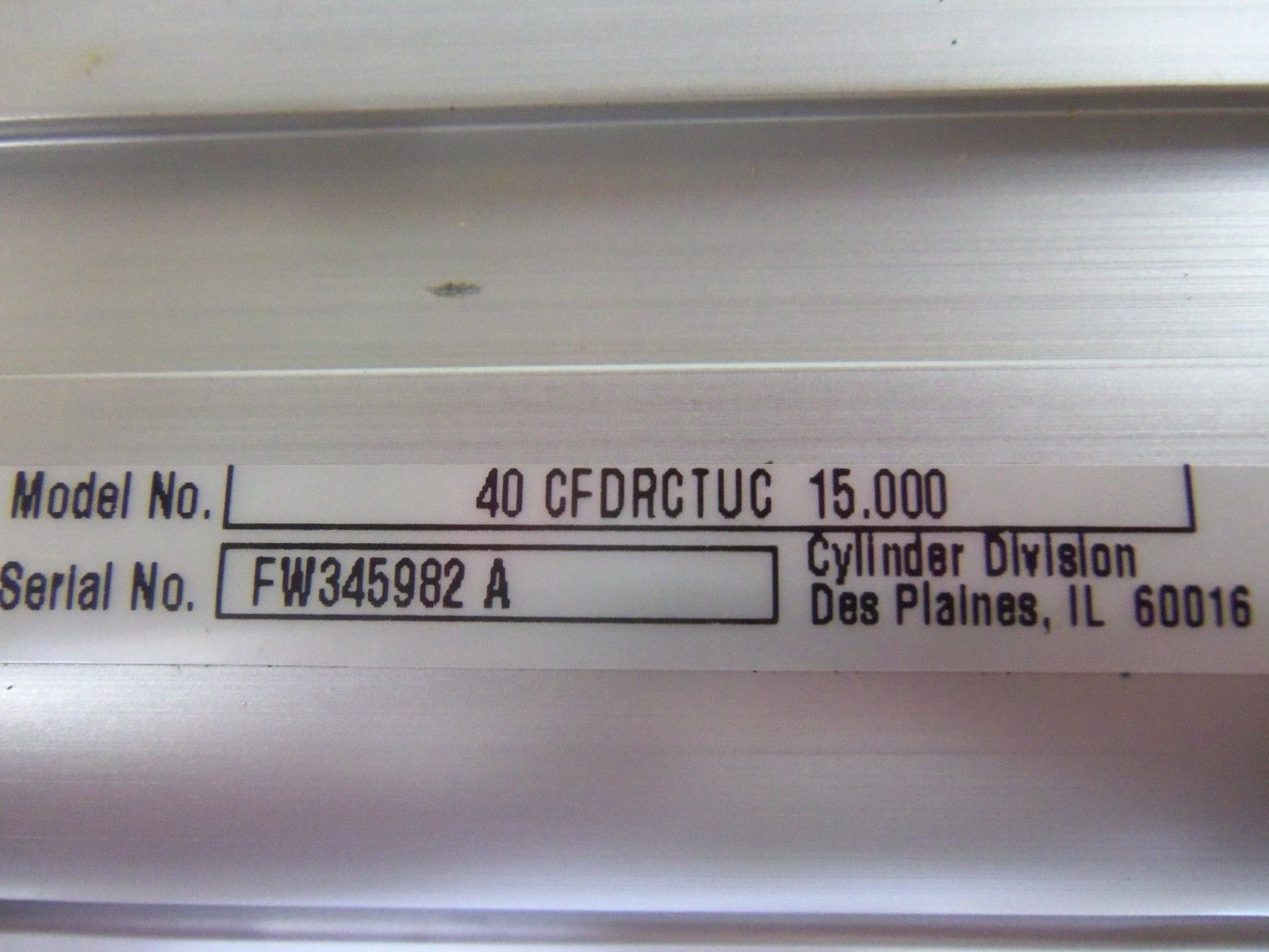 PARKER 40CFDRCTUC15.000 AIR CYLINDER UNMP
