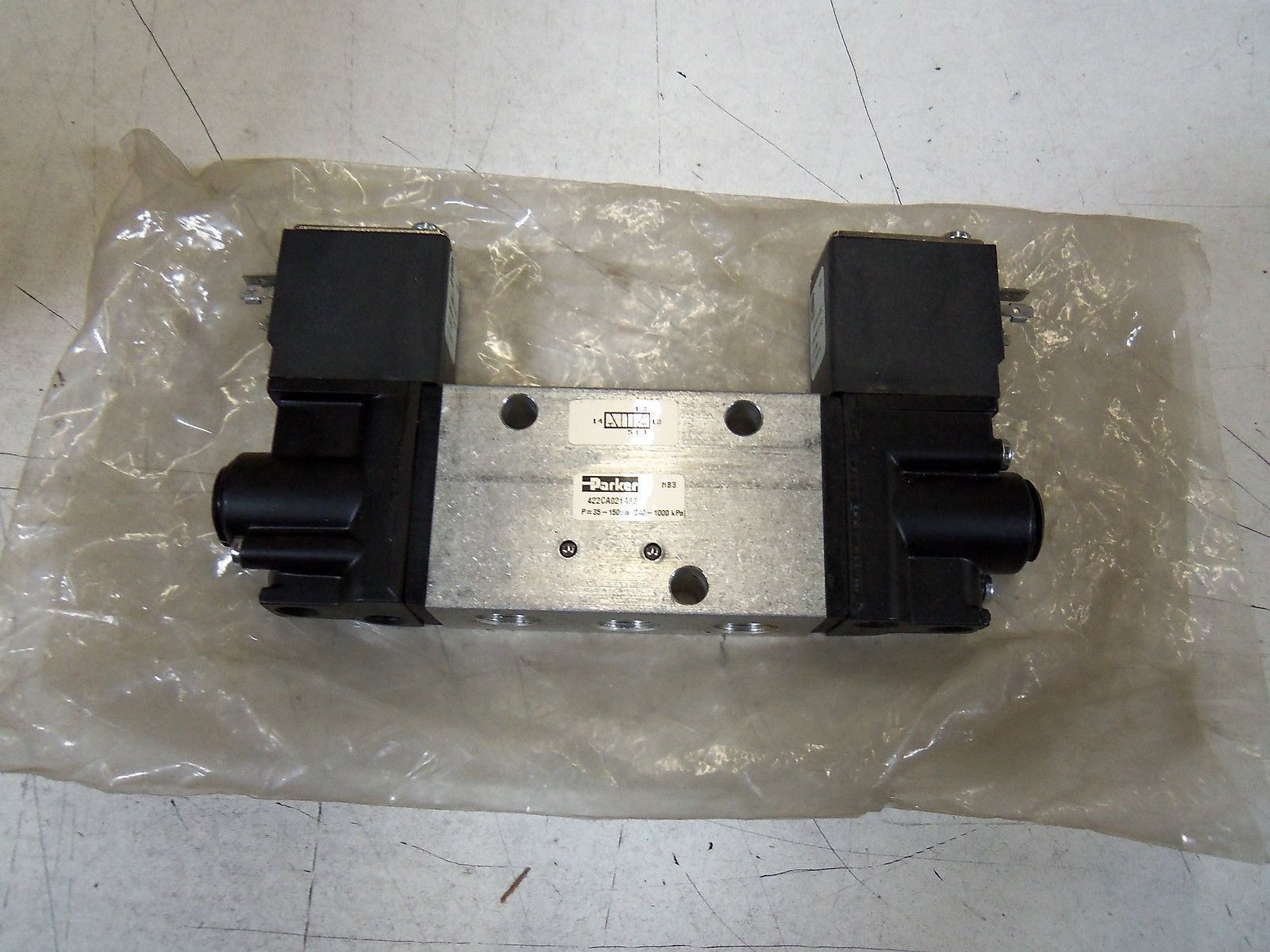 PARKER 422CA021A83 *USED*