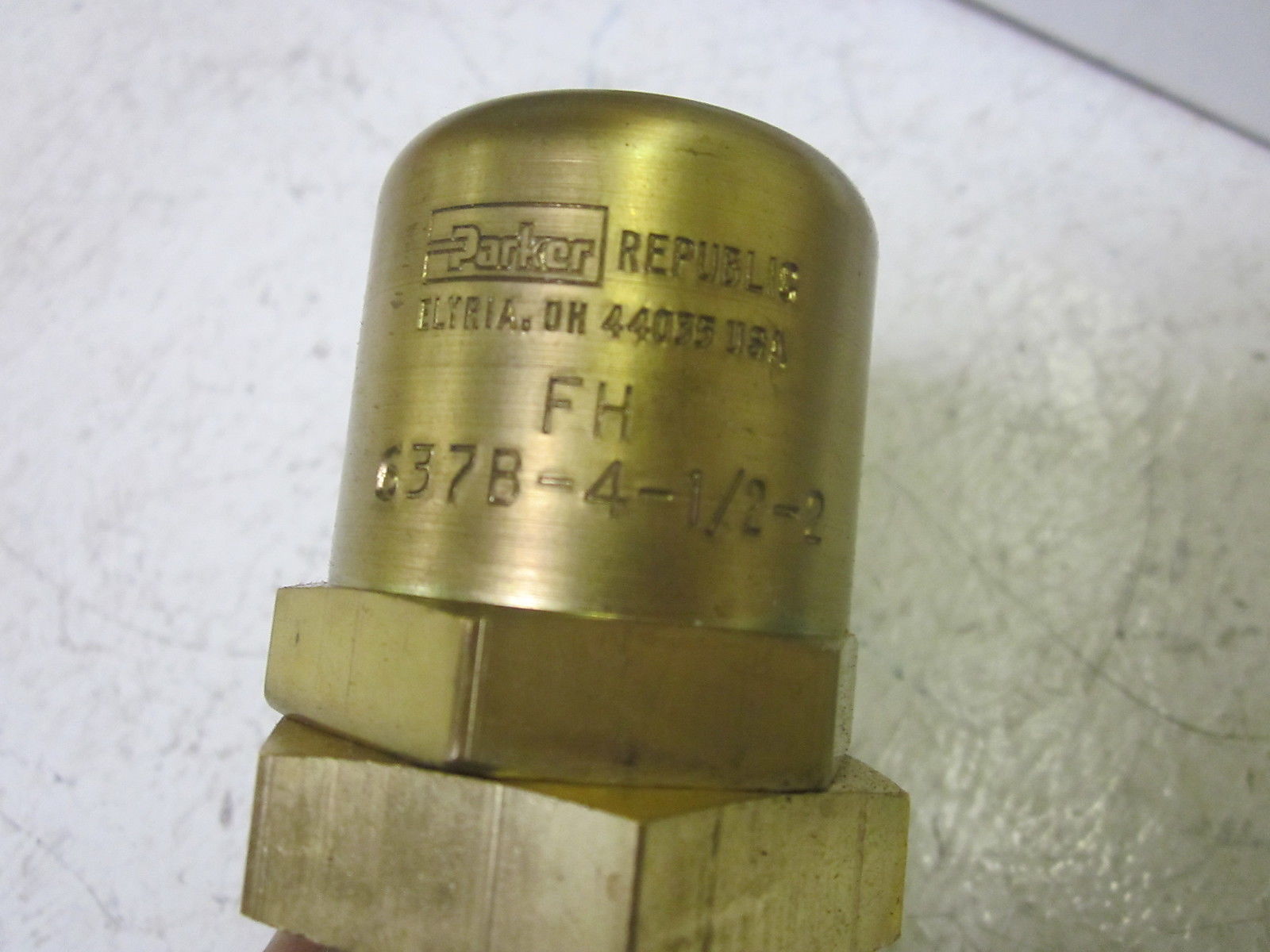 PARKER 637B-4-1/2-2 RELIEF VALVE SOFT SEAT-10 NSMP