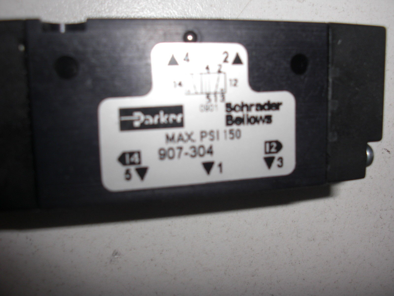 PARKER 907-304 *NEW IN THE BOX*