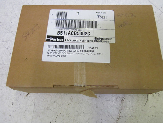 PARKER B511ACB5302C SOLENOID VALVE 120V 150PSI *NEW IN BOX*