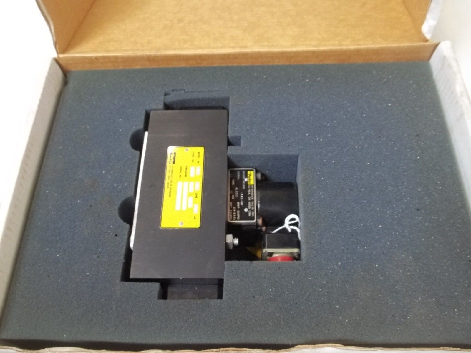 PARKER BD3040GPM60MA PNEUMATIC VALVE UNMP